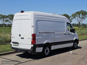 Strona pasażera z tyłu — Mercedes-Benz SPRINTER 311 L2H2 MBUX10  RWD z 2024 roku