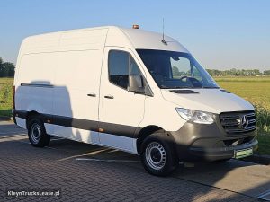 Strona pasażera z przodu — Mercedes-Benz SPRINTER 311 L2H2 MBUX10  RWD z 2024 roku