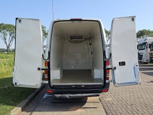 Przestrzeń ładunkowa — Mercedes-Benz SPRINTER 313 L3H2 Maxi FRIGO Ac! z 2016 roku