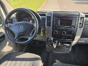 Deska rozdzielcza i stanowisko kierowcy — Mercedes-Benz SPRINTER 313 L3H2 Maxi FRIGO Ac! z 2016 roku