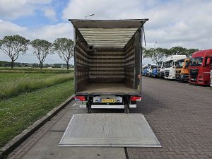 Przestrzeń ładunkowa — Mercedes-Benz SPRINTER 314 ac EURO6 z 2019 roku