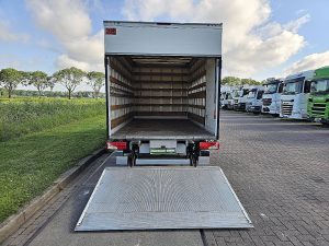 Przestrzeń ładunkowa — Mercedes-Benz SPRINTER 314 Bakwagen Laadklep! z 2020 roku