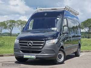 Przód pojazdu — Mercedes-Benz SPRINTER 314 L2H2 Mbux Euro6 AC! z 2020 roku