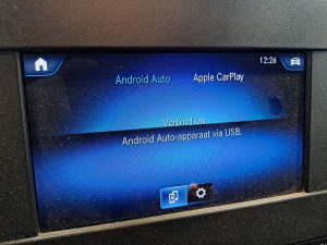 Ekran z Apple CarPlay — Mercedes-Benz SPRINTER 314 L3H2 Maxi Mbux Euro6 z 2020 roku