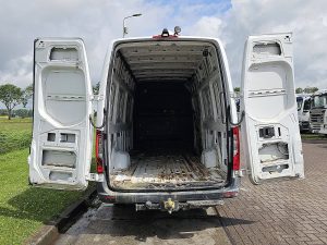 Przestrzeń ładunkowa — Mercedes-Benz SPRINTER 314 L3H2 Mbux 3.5T-Trekh z 2021 roku