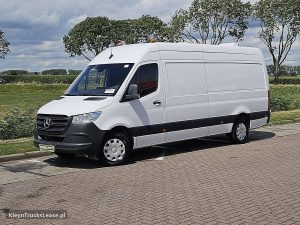 Strona kierowcy z przodu — Mercedes-Benz SPRINTER 315 L3H2 Mbux AC Euro6! z 2022 roku
