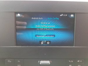 Ekran z Apple CarPlay — Mercedes-Benz SPRINTER 315 L4H3 XXL 2x Schuif z 2022 roku