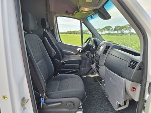 Wnętrze kabiny — Mercedes-Benz SPRINTER 316 L2H2 3.5T-Trekhaak! z 2018 roku