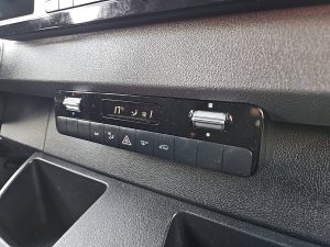 Wyposażenie specjalne wnętrza — Mercedes-Benz SPRINTER 317 L2H2 LED Mbux10! z 2024 roku
