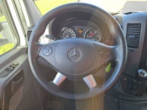 Wyposażenie specjalne wnętrza, ujęcie 2 — Mercedes-Benz SPRINTER 319 CDI 3.0 LAADKLEEP z 2017 roku