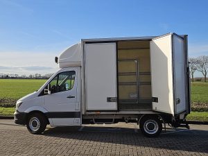 Wyposażenie specjalne — Mercedes-Benz SPRINTER 319 CDI 3.0 LAADKLEEP z 2017 roku