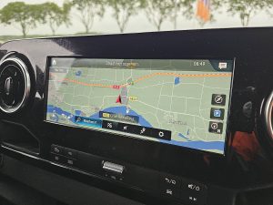 Wyposażenie specjalne wnętrza, ujęcie 2 — Mercedes-Benz SPRINTER 319 L2H1 V6 LED Mbux10 z 2021 roku