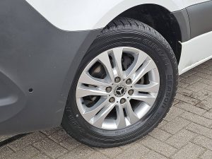 Felga aluminiowa — Mercedes-Benz SPRINTER 319 L2H1 V6 LED Mbux10 z 2021 roku