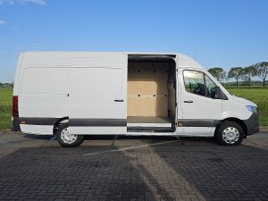 Drzwi boczne przestrzeni ładunkowej — Mercedes-Benz SPRINTER 319 L3H2 Maxi Automaat z 2022 roku