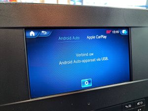 Ekran z Apple CarPlay — Mercedes-Benz SPRINTER 319 L3H2 Maxi Automaat z 2022 roku