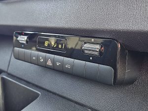 Wyposażenie specjalne wnętrza — Mercedes-Benz SPRINTER 319 L3H2 Maxi Automaat z 2022 roku