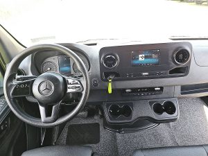 Deska rozdzielcza i stanowisko kierowcy — Mercedes-Benz SPRINTER 319 L3H2 V6 LED 3.0Ltr! z 2019 roku