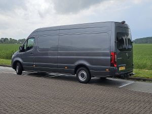 Strona kierowcy z tyłu — Mercedes-Benz SPRINTER 319 L3H2 V6 LED 3.5t-Trh z 2020 roku