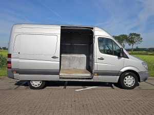 Drzwi boczne przestrzeni ładunkowej — Mercedes-Benz SPRINTER 319 V6 3.0ltr ac aut z 2011 roku