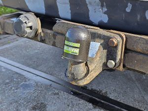 Hak holowniczy — Mercedes-Benz SPRINTER 319 V6 3.0ltr ac aut z 2011 roku