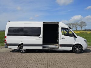 Drzwi boczne przestrzeni ładunkowej — Mercedes-Benz SPRINTER 319 V6 3.0ltr ac aut z 2011 roku