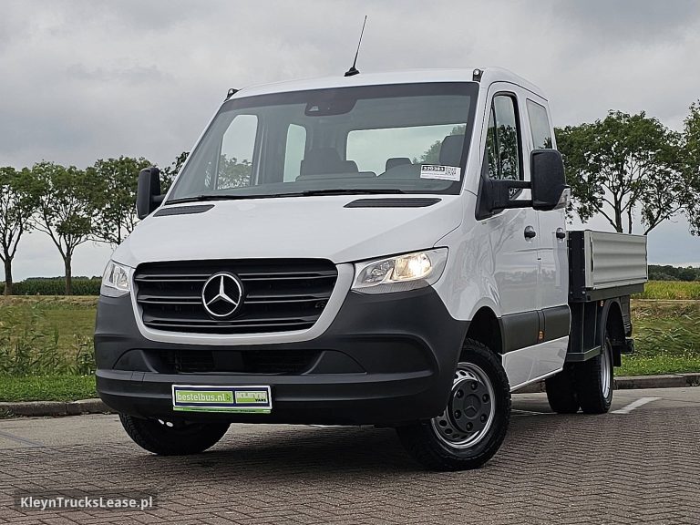 Mercedes-Benz SPRINTER 515 ac automaat EURO6 z 2022 roku, skrzyniowy z zagranicy — przód pojazdu