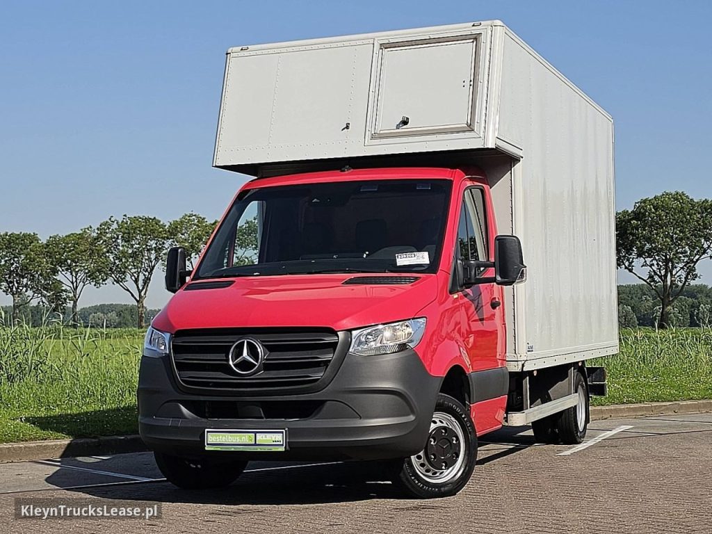 Mercedes-Benz SPRINTER 515 Bakwagen 433 WLB! z 2022 roku, kontener z zagranicy — przód pojazdu