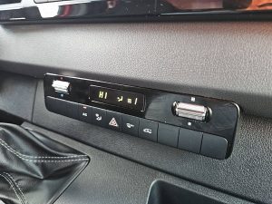 Wyposażenie specjalne wnętrza — Mercedes-Benz SPRINTER 515 Bakwagen LWB 433CM! z 2023 roku