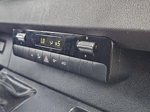 Wyposażenie specjalne wnętrza — Mercedes-Benz SPRINTER 516 CDI 4X4 ALLRAD L2H2 z 2019 roku