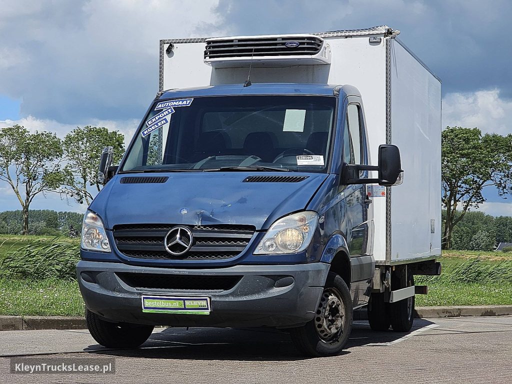 Mercedes-Benz SPRINTER 516 frigo automaat ac z 2013 roku, chłodnia z zagranicy — przód pojazdu