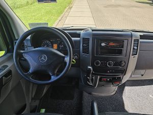 Deska rozdzielcza i stanowisko kierowcy — Mercedes-Benz SPRINTER 516 frigo automaat ac z 2013 roku