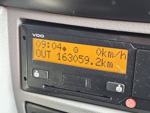 Licznik przebiegu — Mercedes-Benz SPRINTER 516 Hoogwerker EURO6 z 2017 roku