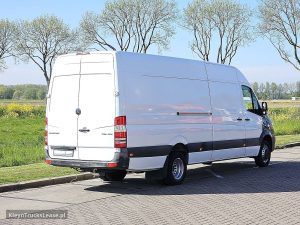Strona pasażera z tyłu — Mercedes-Benz SPRINTER 516 XXXL maxi ac z 2015 roku