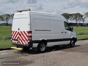 Strona pasażera z tyłu — Mercedes-Benz SPRINTER 519 L2H2 V6 3.0Ltr Airco z 2018 roku
