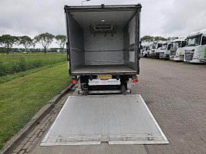 Przestrzeń ładunkowa — Mercedes-Benz SPRINTER 519 V6 3.0ltr FRIGO EUR6 z 2015 roku