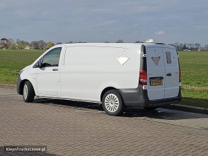 Strona kierowcy z tyłu — Mercedes-Benz VITO 110 Veba box XL EURO6 z 2024 roku