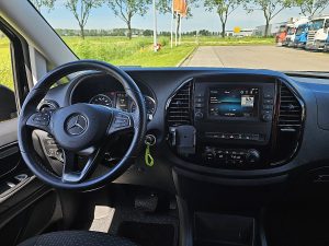 Deska rozdzielcza i stanowisko kierowcy — Mercedes-Benz VITO 114 L2 LED Airco/ECC ! z 2022 roku