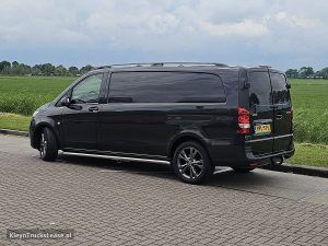 Strona kierowcy z tyłu — Mercedes-Benz VITO 114 XXL ac aut. EURO6 z 2022 roku