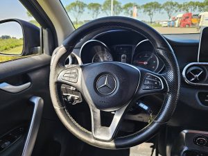 Wyposażenie specjalne wnętrza, ujęcie 3 — Mercedes-Benz X-KLASSE 250 POWER Navi 4x4 z 2018 roku