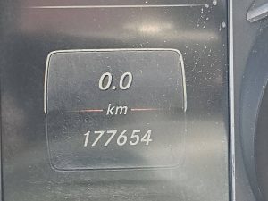 Licznik przebiegu — Mercedes-Benz X-KLASSE 250 POWER Navi 4x4 z 2018 roku