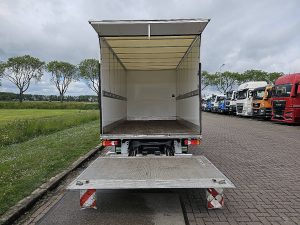 Przestrzeń ładunkowa — Opel MOVANO 2.2 Bakwagen Laadklep! z 2024 roku
