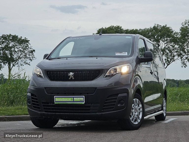 Peugeot E-EXPERT L2 75kWH 330Km WLTP z 2022 roku, blaszak z zagranicy — przód pojazdu