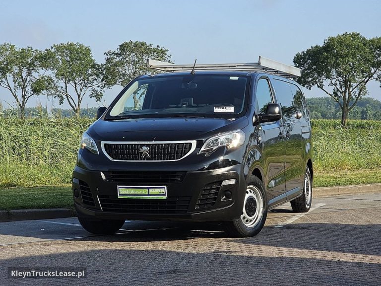 Peugeot EXPERT 1.6 ac 3-zits EURO6 z 2018 roku, blaszak z zagranicy — przód pojazdu