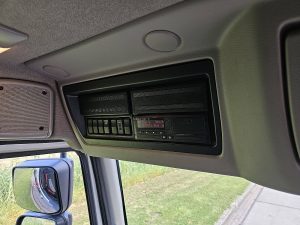 Wyposażenie specjalne wnętrza — Renault D 250 D 16 250 FUEL 11.000 z 2016 roku
