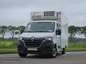 Przód pojazdu — Renault MASTER 2.3 DCI 135 FRIGO z 2020 roku