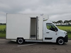Drzwi boczne przestrzeni ładunkowej — Renault MASTER 2.3 DCI 135 FRIGO z 2020 roku