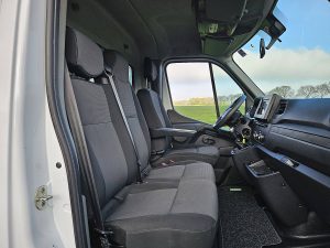 Wnętrze kabiny — Renault MASTER 2.3 Schuifzeil Laadklep! z 2021 roku
