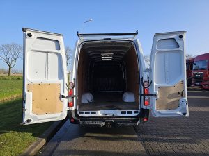 Przestrzeń ładunkowa — Renault MASTER T35 ac dubbellucht EURO6 z 2021 roku