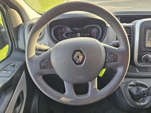 Wyposażenie specjalne wnętrza — Renault TRAFIC 1.6 DCI L2 Navi NAP Euro6 z 2019 roku