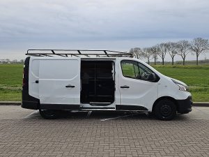 Drzwi boczne przestrzeni ładunkowej — Renault TRAFIC 1.6 DCI L2H1 Airco Imperiaal z 2017 roku